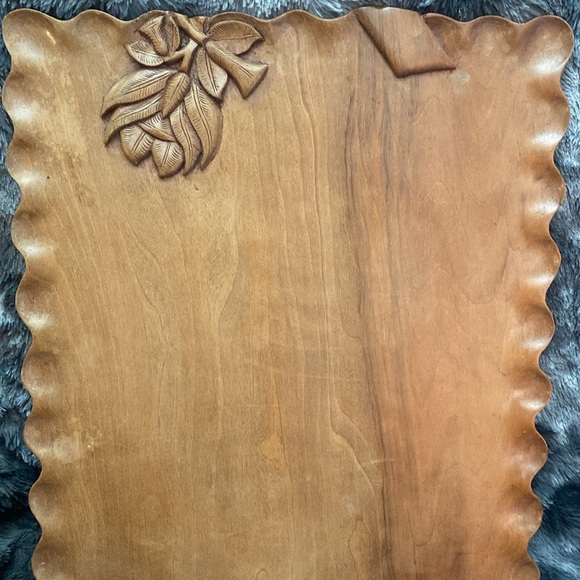 Vintage Carved Wooden Tray with Floral Design - Picture 14 of 16